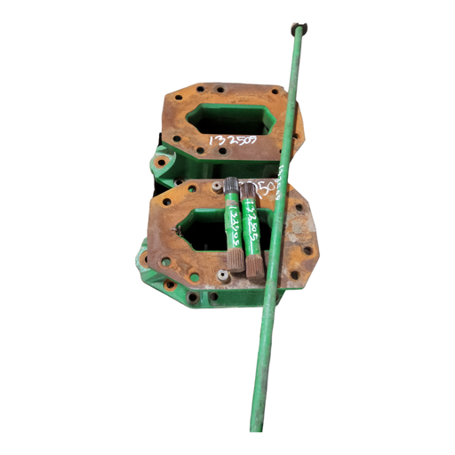 [NTS-132505] 11.75"L Combine Frame Extension for John Deere Combine "S" Series ("D"22/22 spline drive shafts), John Deere Green