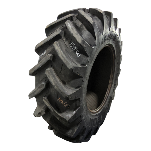 [133421] 16.9R28 Michelin AgriBib R-1W 138B 85%