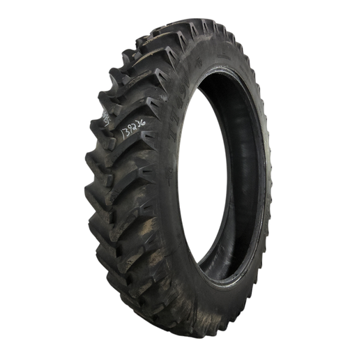 [139236] 380/90R54 Titan Farm TT49V Radial R-1W 152A8 75%