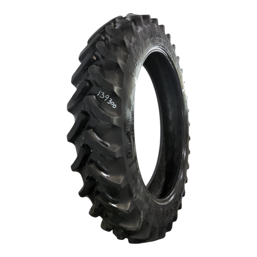 [139300] 320/90R46 Firestone Radial 9000 R-1W 148A8 70%