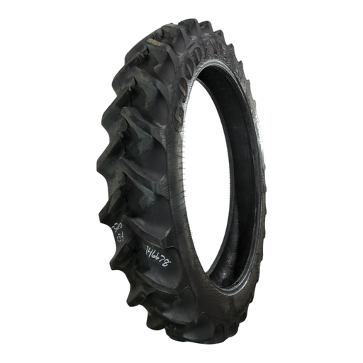 [NTS-146678] 320/90R54 Goodyear Farm DT800 Super Traction R-1W 149A8 90%