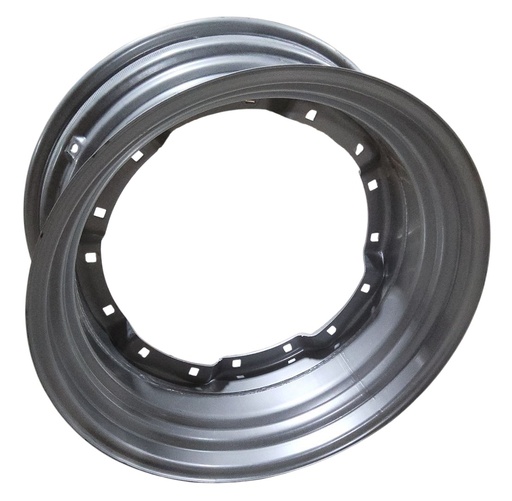 [NTS-151988(SIS)] 13"W x 30"D, Case IH Silver Mist 8-Hole Waffle Wheel (Groups of 2 Bolts)