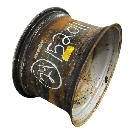 [NTS-152011] 15"W x 24"D, Case IH Silver Mist 8-Hole Formed Plate , 1" Offset