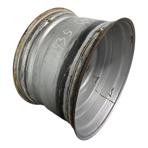 [NTS-152935] 23"W x 38"D, Case IH Silver Mist 10-Hole Formed Plate Sprayer , 2.62" Offset