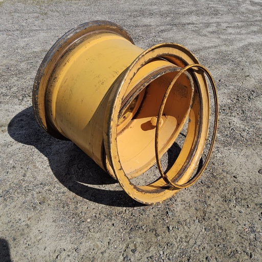 [NTS-154286] 17"W x 25"D, John Deere Construction Yellow 14-Hole 3 Piece Formed Plate , -2" Offset