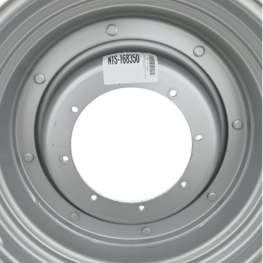 [NTS-168350] 8-Hole Stub Disc Center for 28"-34" Rim, Case IH Silver Mist