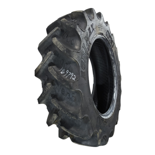 [NTS-169792] 280/85R24 BKT Tires Agrimax RT 855 R-1W 115A8/112B 99%