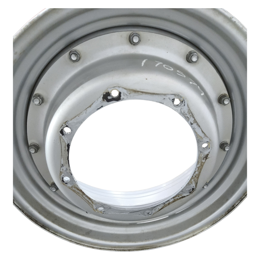 [NTS-170579] 8-Hole Stub Disc Center for 28"-34" Rim, Case IH Silver Mist