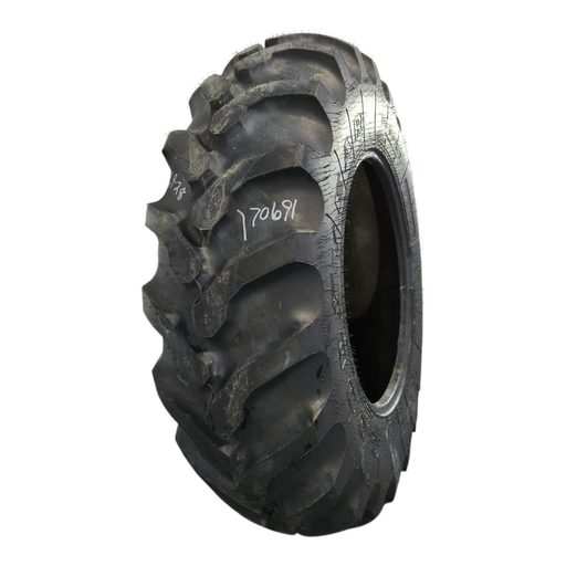 [NTS-170691] 16.9-28 Goodyear Farm IT525 R-4 F (12 Ply), 99%